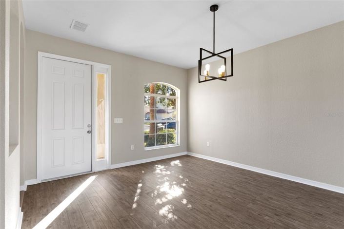 Image No.4-3 Bed Townhouse for sale