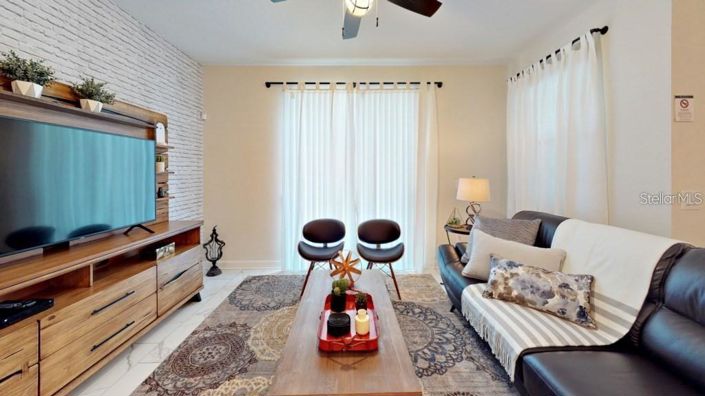 Image No.2-4 Bed Townhouse for sale