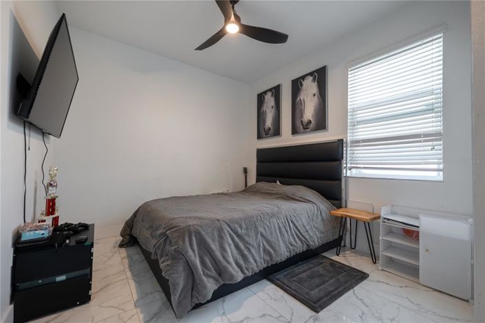 Image No.23-4 Bed House for sale