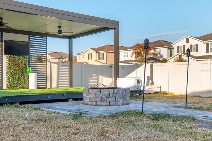 Image No.25-4 Bed House for sale