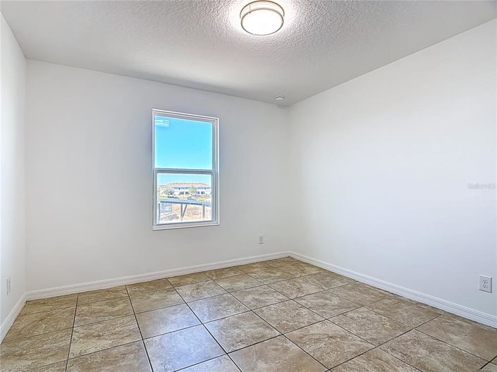 Image No.20-5 Bed House for sale