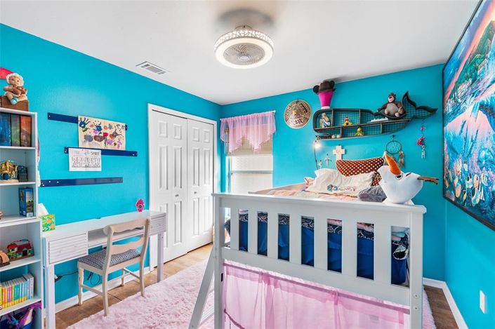 Image No.23-4 Bed House for sale