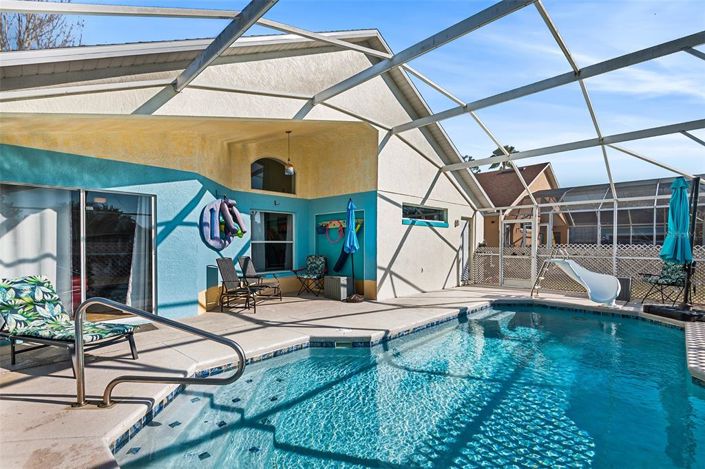 Image No.37-4 Bed House for sale