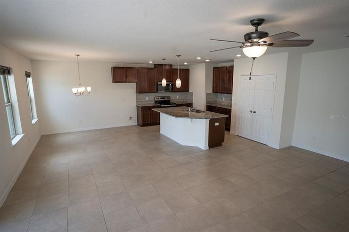 Image No.10-Maison de 4 chambres à vendre à Saint John