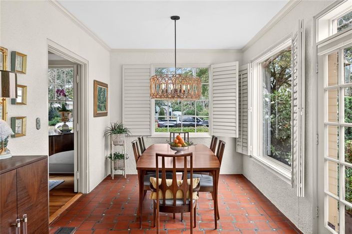 Image No.18-3 Bed House for sale