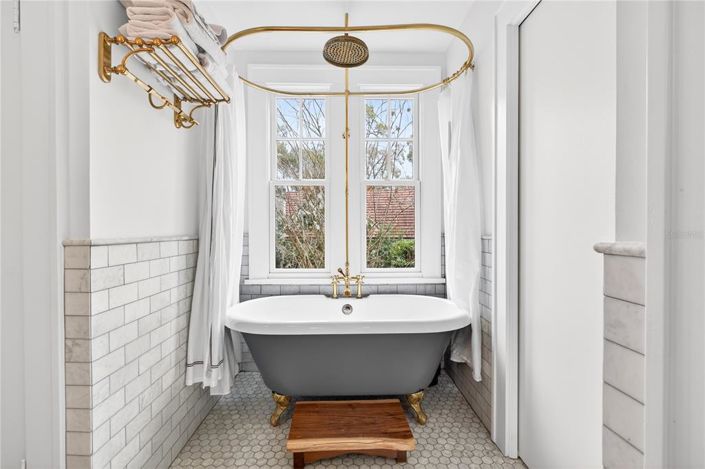 Image No.27-3 Bed House for sale