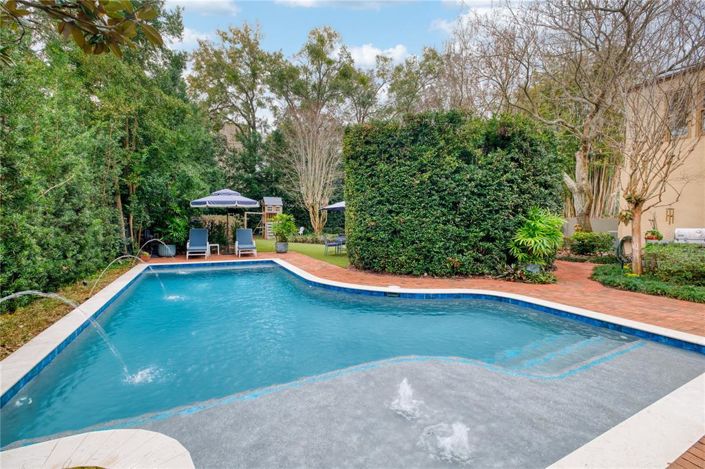 Image No.42-3 Bed House for sale