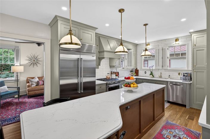 Image No.8-3 Bed House for sale