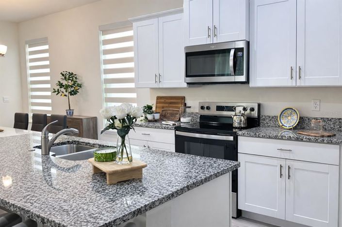 Image No.8-4 Bed House for sale