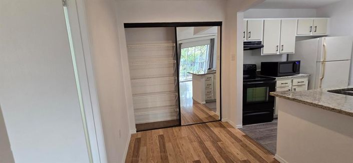 Image No.8-2 Bed Apartment for sale