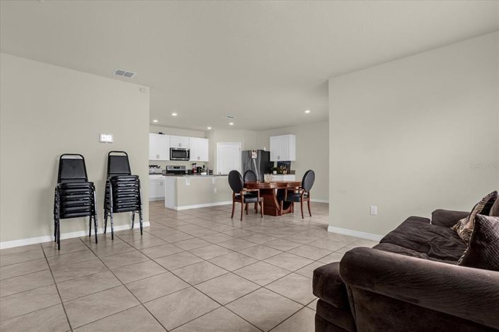 Image No.12-4 Bed House for sale