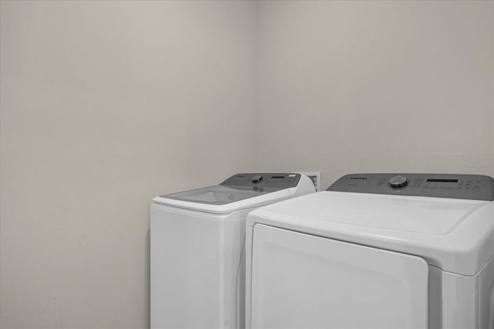 Image No.24-4 Bed House for sale