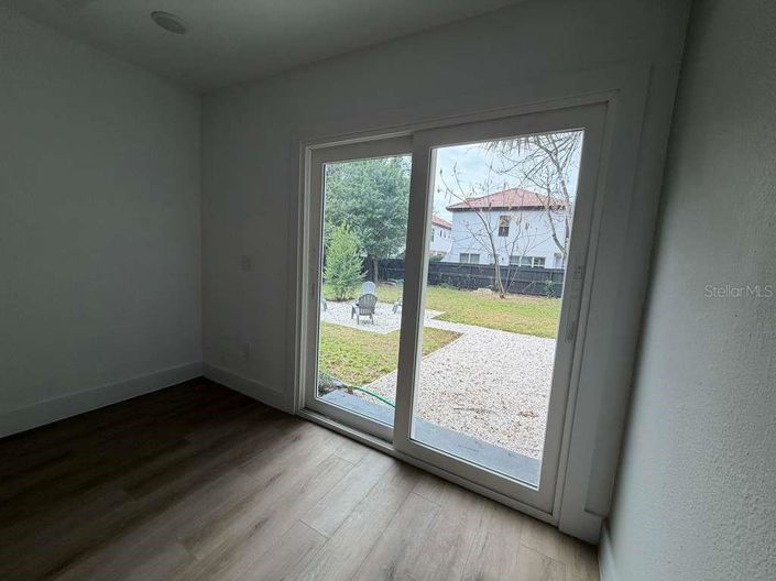 Image No.15-3 Bed House for sale