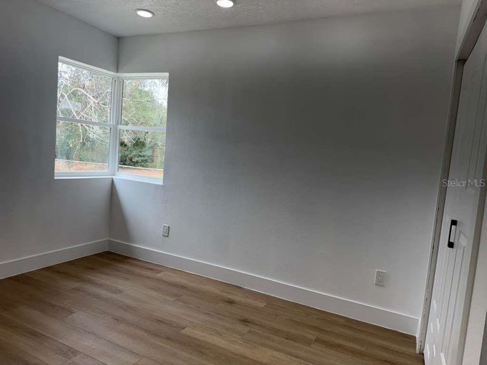 Image No.20-3 Bed House for sale