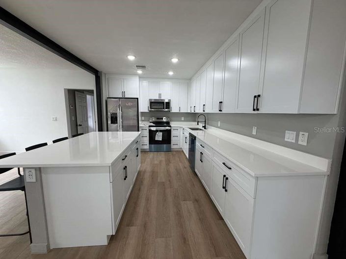 Image No.8-3 Bed House for sale