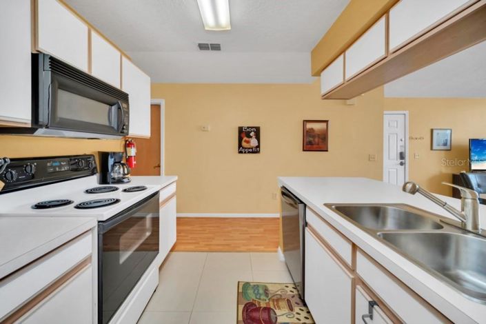 Image No.22-3 Bed Apartment for sale