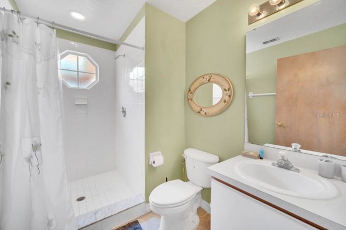 Image No.24-3 Bed Apartment for sale