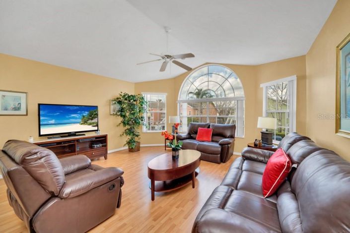 Image No.33-3 Bed Apartment for sale