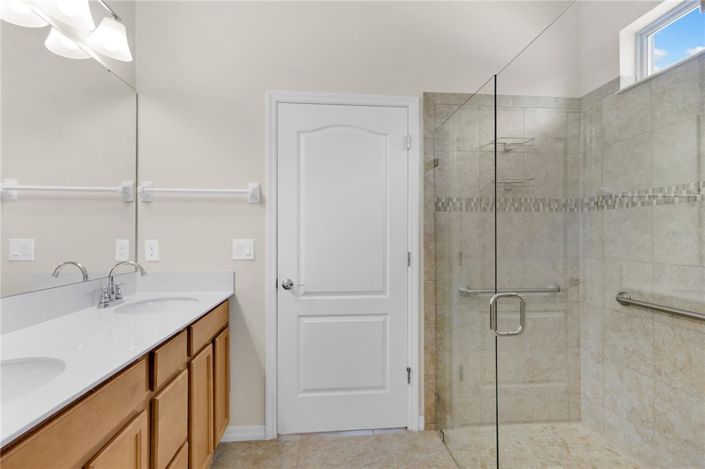 Image No.13-3 Bed House for sale