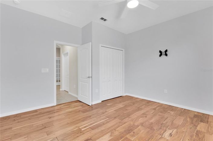 Image No.15-3 Bed House for sale