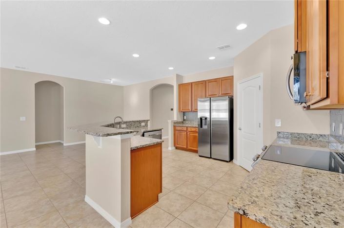 Image No.6-3 Bed House for sale