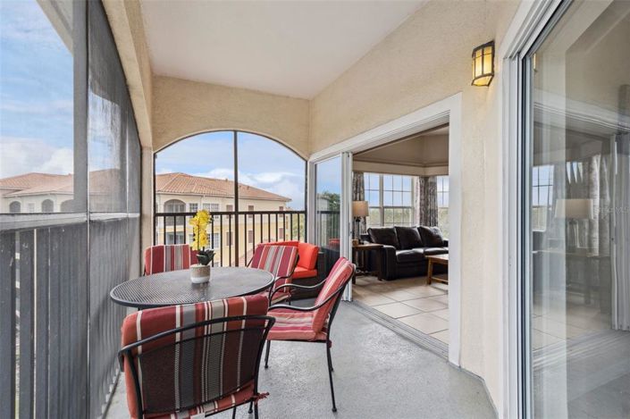 Image No.10-3 Bed Apartment for sale