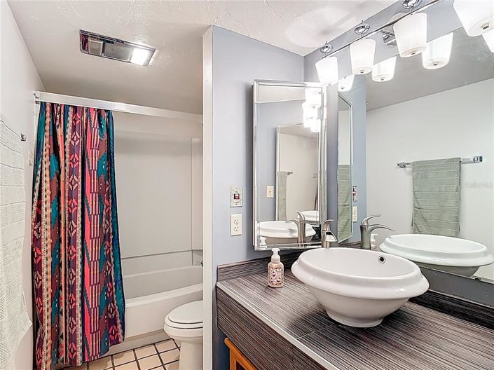 Image No.23-2 Bed Apartment for sale