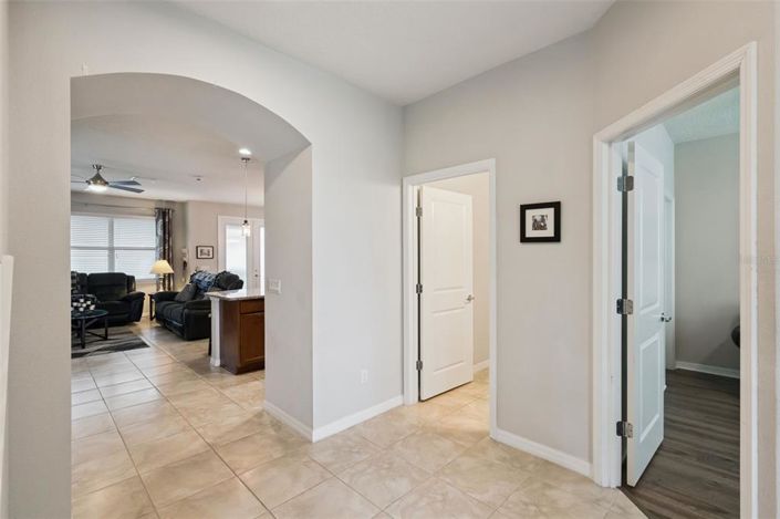 Image No.10-3 Bed House for sale