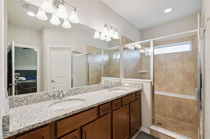 Image No.33-3 Bed House for sale