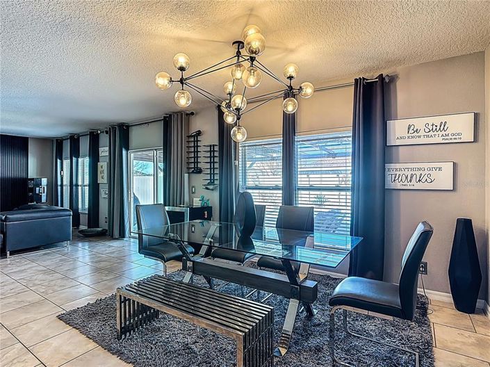 Image No.10-5 Bed House for sale