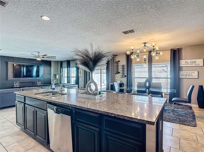 Image No.16-5 Bed House for sale