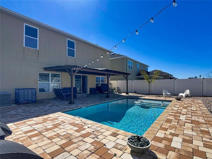 Image No.2-5 Bed House for sale