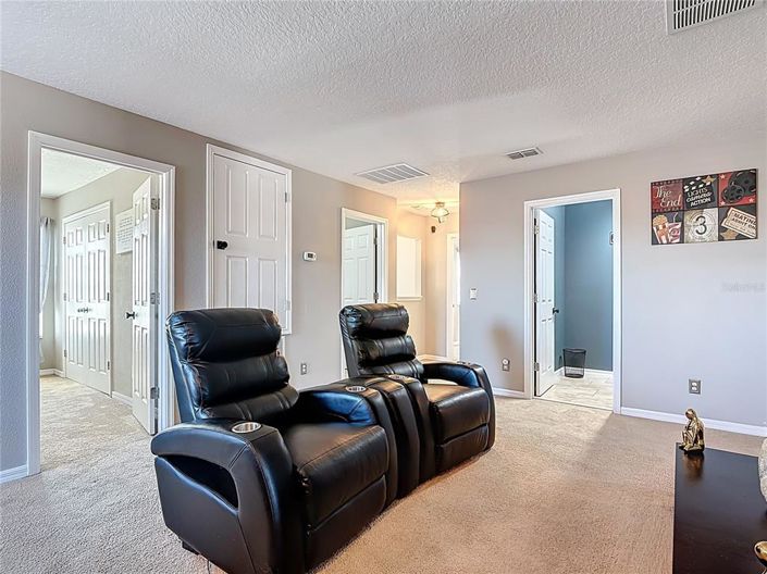 Image No.36-5 Bed House for sale