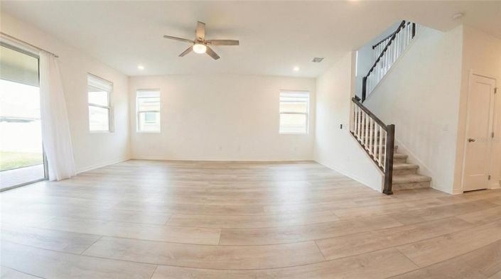 Image No.10-5 Bed House for sale