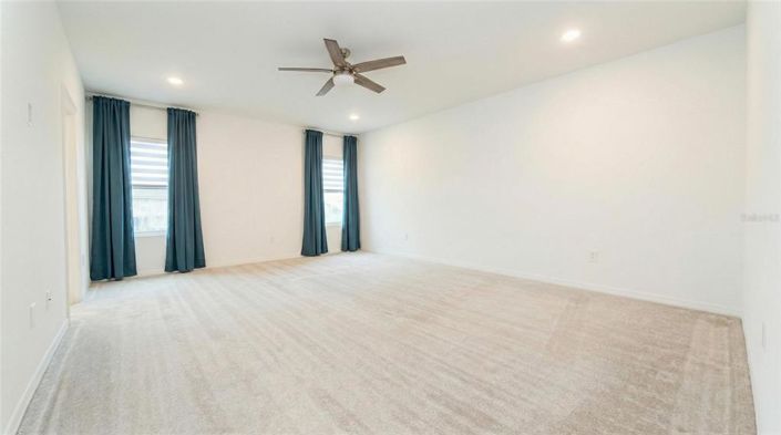 Image No.23-5 Bed House for sale