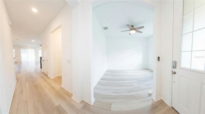 Image No.5-5 Bed House for sale