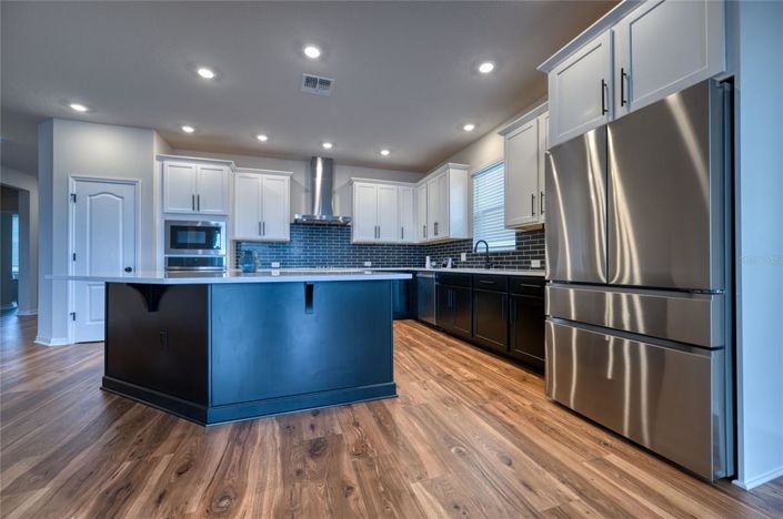 Image No.16-4 Bed House for sale