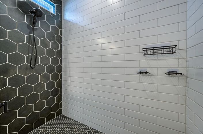 Image No.36-4 Bed House for sale