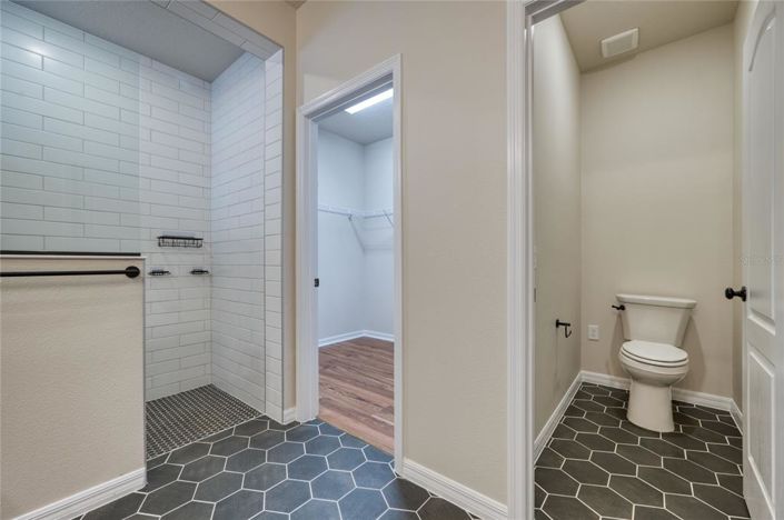 Image No.37-4 Bed House for sale