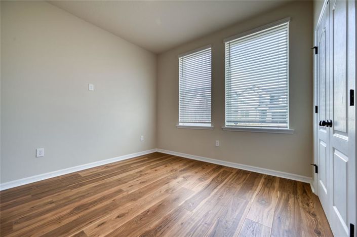 Image No.42-4 Bed House for sale