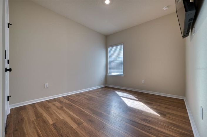 Image No.48-4 Bed House for sale