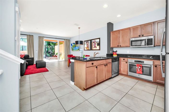 Image No.2-Maison de ville de 2 chambres à vendre à Saint John