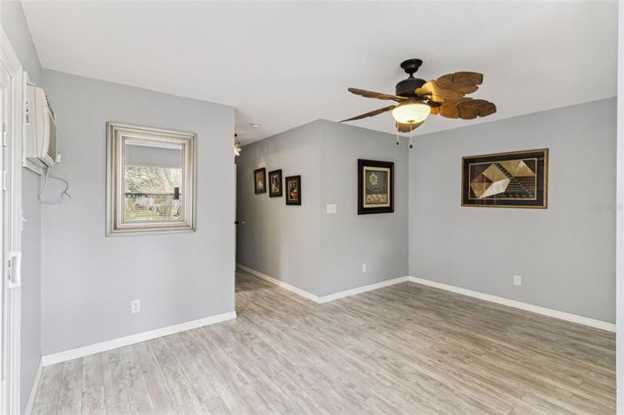 Image No.16-3 Bed Townhouse for sale