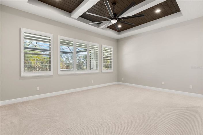 Image No.22-4 Bed House for sale