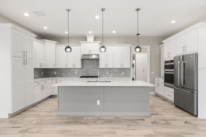 Image No.3-4 Bed House for sale