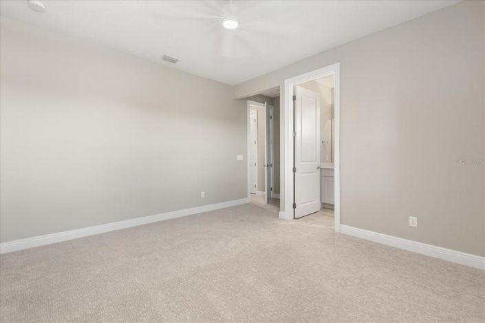 Image No.40-4 Bed House for sale