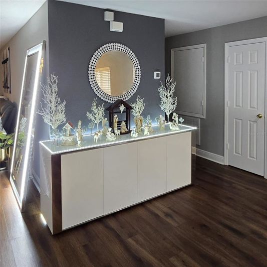 Image No.11-5 Bed House for sale