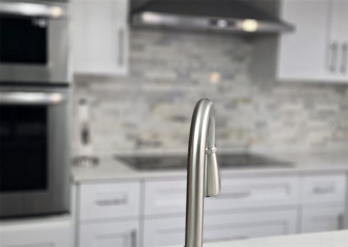 Image No.2-5 Bed House for sale