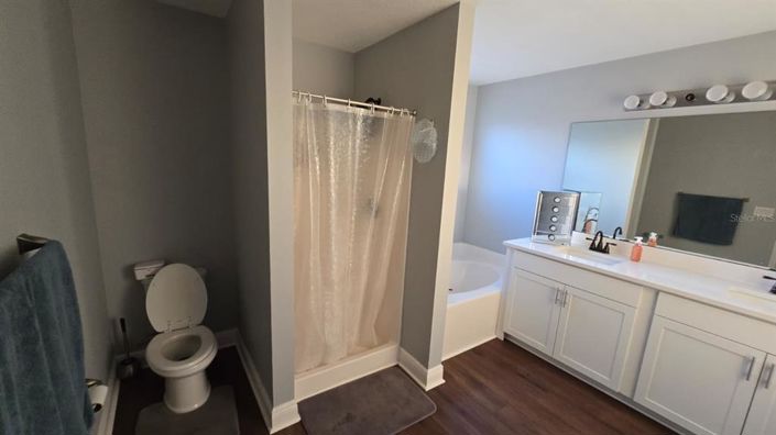 Image No.23-5 Bed House for sale