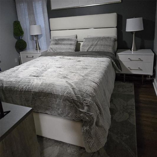 Image No.32-5 Bed House for sale